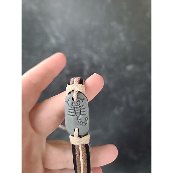 Zodiac Scorpio Leather Adjustable Bracelet Vintage - Picture 3 of 10